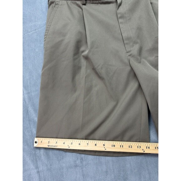 Nike Golf DriFit Mens Shorts Size 40 Tan Khaki Chino Zip Fly Pleated STAINS - Picture 13 of 16